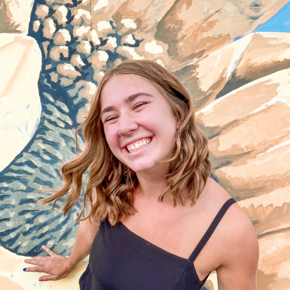 Meet your Posher, Emily